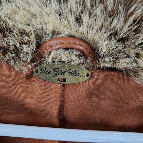 One Girl Who Brown Leather Y2K Western Fur Afghan Penny Lane Jacket Coat MobWife - Picture 4 of 13